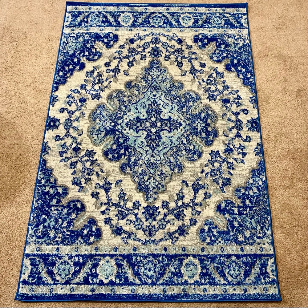 Jonathan Y Blue Area Rug, 4’ x 6’